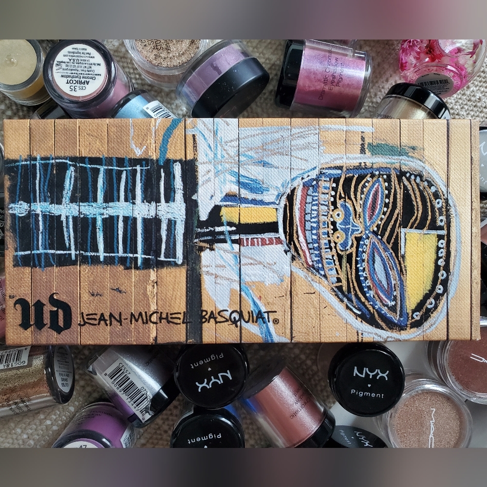 Urban Decay 8 eyeshadow palette